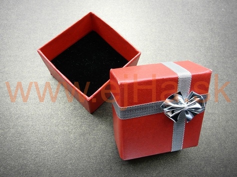 Darčeková krabička na šperky; červená 5 x 5 cm